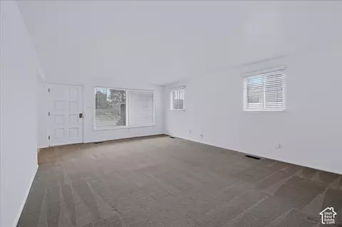 Living - 1021 E 5290 S, Murray, UT 84117 photo 2 of 5