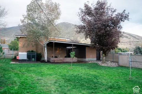 Exterior - 12490 S 1700 E, Draper, UT 84020 photo 2 of 4