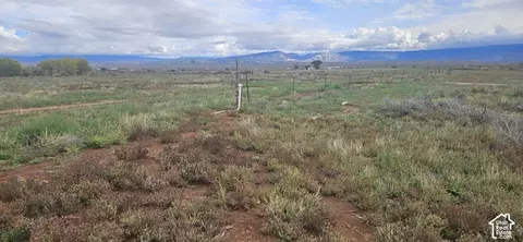 2673 E 4865 S, Naples, UT 84078 photo 4
