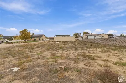 Exterior - 280 E 200 S, Gunnison, UT 84634 photo 4 of 5