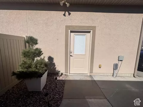 Exterior - 3983 N 570 W, Erda, UT 84074 photo 5 of 8