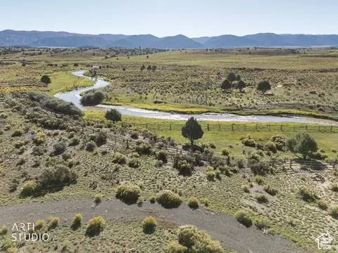 950 N Highway 89, Hatch, UT 84735 photo 37