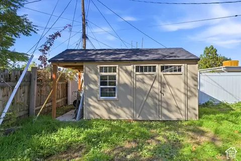 Exterior - 562 Kirk St, Layton, UT 84041 photo 4 of 5
