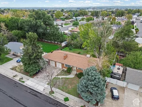 View/Area - 9456 David St, Sandy, UT 84070 photo 1 of 3