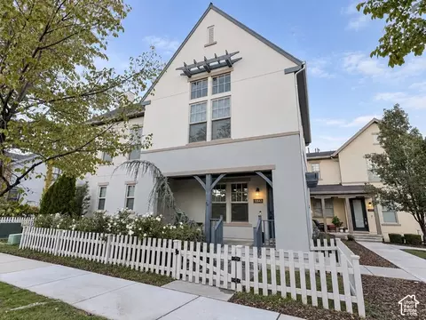 10643 S Wistful Way W, South Jordan, UT 84009