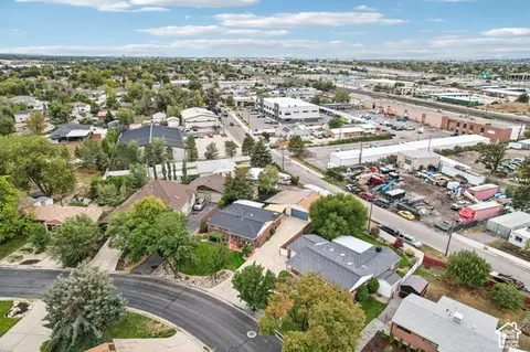 View/Area - 161 W Washington Ave S, Murray, UT 84107 photo 9 of 10