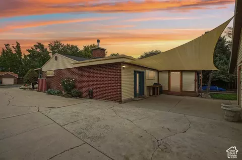 Exterior - 161 W Washington Ave S, Murray, UT 84107 photo 12 of 16