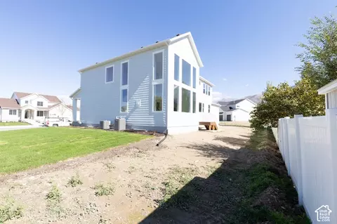 Exterior - 798 E 370 N #5, Salem, UT 84653 photo 3 of 4