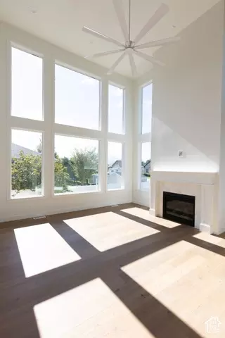 Living - 798 E 370 N #5, Salem, UT 84653 photo 5 of 6