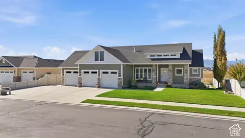 Exterior - 504 S Lake View Dr, Vineyard, UT 84059 photo 17 of 18