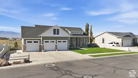 Exterior - 504 S Lake View Dr, Vineyard, UT 84059 photo 18 of 18