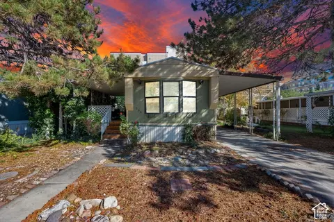 256 N Fall St W, Salt Lake City, UT 84116