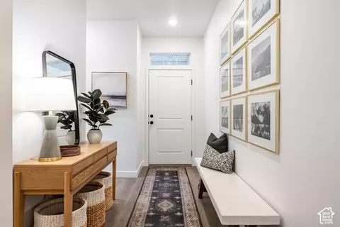 Entry Way - 252 E Bellis Ct #117, Draper, UT 84020 photo 2 of 5