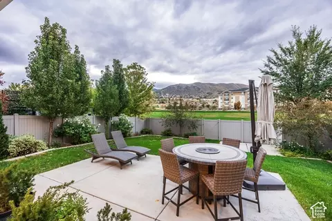 Exterior - 252 E Bellis Ct #117, Draper, UT 84020 photo 3 of 13
