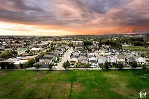 View/Area - 252 E Bellis Ct #117, Draper, UT 84020 photo 4 of 7