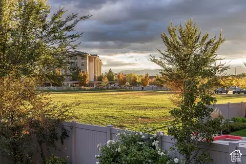 Exterior - 252 E Bellis Ct #117, Draper, UT 84020 photo 8 of 13