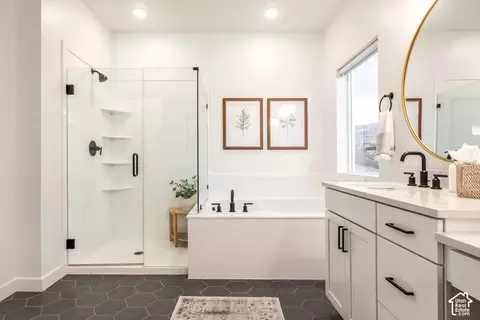Bath - 252 E Bellis Ct #117, Draper, UT 84020 photo 2 of 6