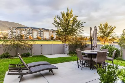 Exterior - 252 E Bellis Ct #117, Draper, UT 84020 photo 5 of 13