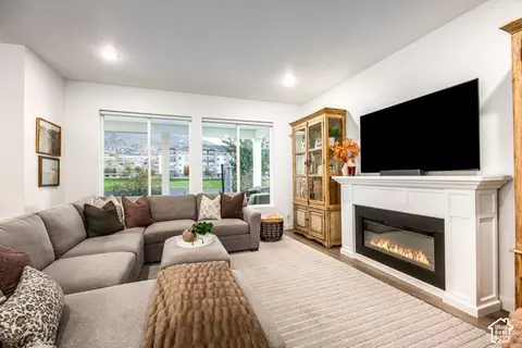 Living - 252 E Bellis Ct #117, Draper, UT 84020 photo 3 of 6