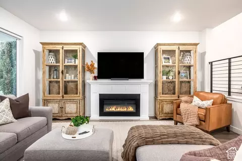 Living - 252 E Bellis Ct #117, Draper, UT 84020 photo 2 of 6