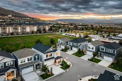 View/Area - 252 E Bellis Ct #117, Draper, UT 84020 photo 5 of 7
