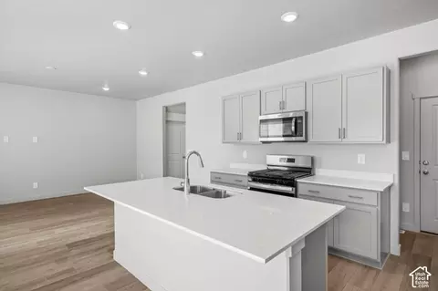 Kitchen - 928 E Cody St #6118, Eagle Mountain, UT 84005 photo 2 of 5