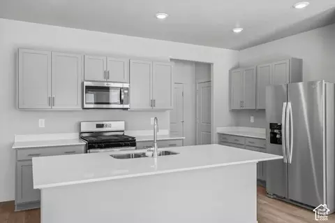 Kitchen - 928 E Cody St #6118, Eagle Mountain, UT 84005 photo 4 of 5