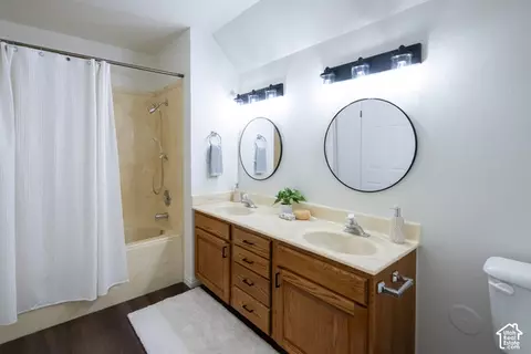 Bath - 833 S 300 W, Orem, UT 84058 photo 2 of 7