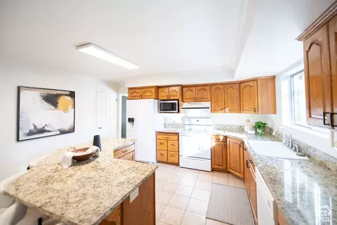 Kitchen - 833 S 300 W, Orem, UT 84058 photo 3 of 4