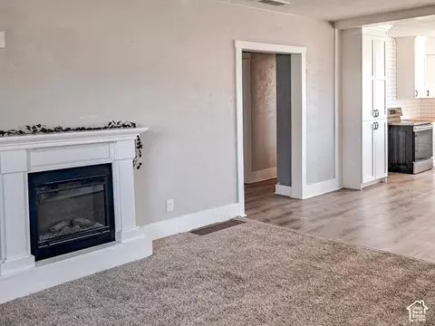 Living - 40 E 100 N, Monroe, UT 84754 photo 2 of 2
