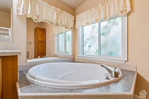Bath - 7255 W 3000 N, Abraham, UT 84635 photo 3 of 4