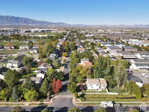 View/Area - 227 W 1330 N, Logan, UT 84341 photo 6 of 8