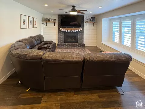 Living - 1279 S 1250 E, Clearfield, UT 84015 photo 2 of 5