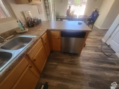Kitchen - 300 E 300 N #A8, Kanab, UT 84741 photo 1 of 2