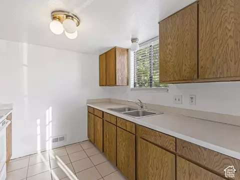 Kitchen - 959 E 1225 N, Ogden, UT 84404 photo 1 of 4