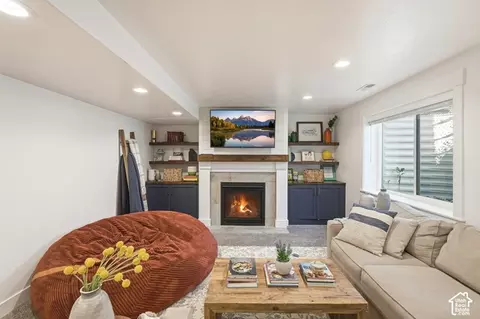 Living - 1058 E 300 S, Smithfield, UT 84335 photo 3 of 3