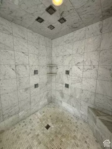 Bath - 488 N 1420 E, Provo, UT 84606 photo 6 of 11