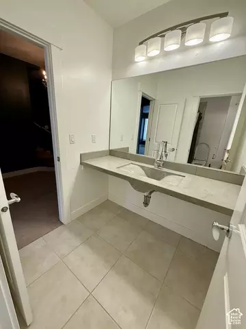 Bath - 488 N 1420 E, Provo, UT 84606 photo 9 of 11