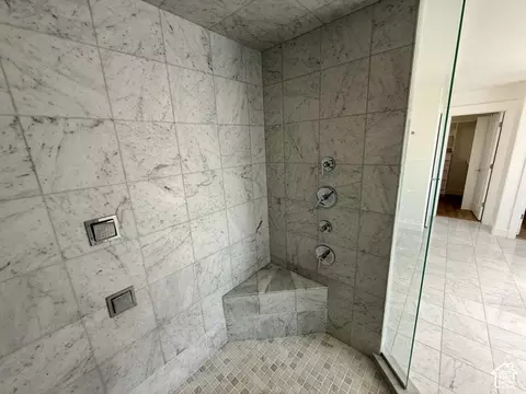 Bath - 488 N 1420 E, Provo, UT 84606 photo 5 of 11