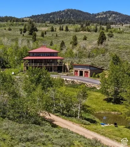 795 S Lakeview Dr, Garden City, UT 84028