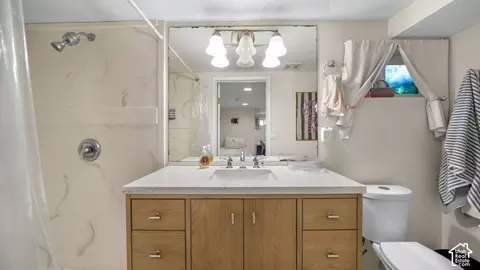 Bath - 764 E 50 S, Provo, UT 84606 photo 1 of 2