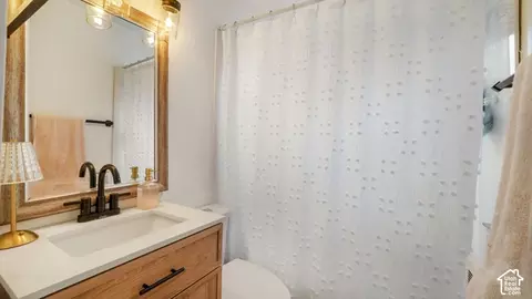 Bath - 764 E 50 S, Provo, UT 84606 photo 2 of 2