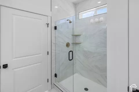 Bath - 1876 W Rivergate Dr, Logan, UT 84321 photo 2 of 3