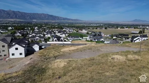 164 N 500 E #34, Millville, UT 84326