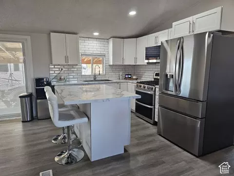 Kitchen - 20 Wildflower Cir, Moab, UT 84532 photo 2 of 4