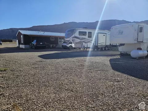 Exterior - 20 Wildflower Cir, Moab, UT 84532 photo 5 of 10