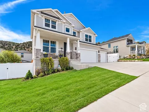 Exterior - 7401 N Pawnee Rd #307, Eagle Mountain, UT 84005 photo 3 of 7