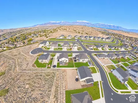 View/Area - 7401 N Pawnee Rd #307, Eagle Mountain, UT 84005 photo 13 of 17