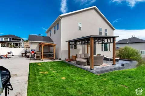 Exterior - 7401 N Pawnee Rd #307, Eagle Mountain, UT 84005 photo 4 of 7