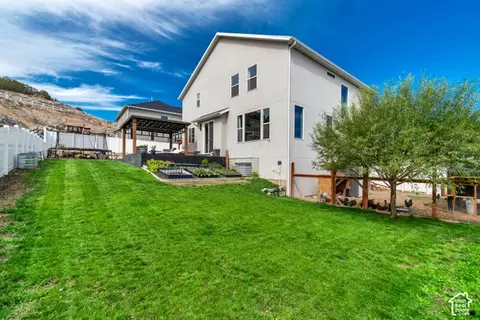 Exterior - 7401 N Pawnee Rd #307, Eagle Mountain, UT 84005 photo 5 of 7
